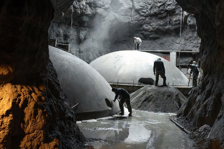 Filling Voids and Domes